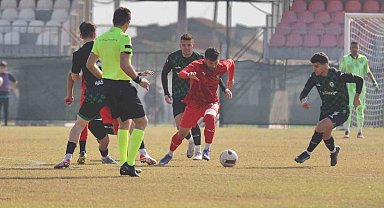 TFF 3. Lig: Efeler 09 SFK: 3 - Sapanca Gençlikspor: 2