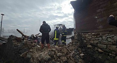 Tokat'ta ev yangını: 1 ölü, 1 yaralı