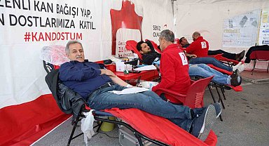 Toroslar Belediyesinden kan bağışı kampanyasına destek