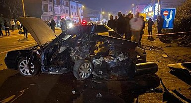 Trabzon'un Vakfıkebir ilçesindeki kazadaki yaralılardan biri hayatını kaybetti
