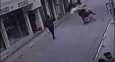 Trafiğe kapalı yola giren motokurye kaza yaptı