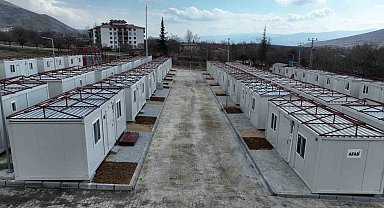 Tunceli'de konteyner kent yapımı sürüyor