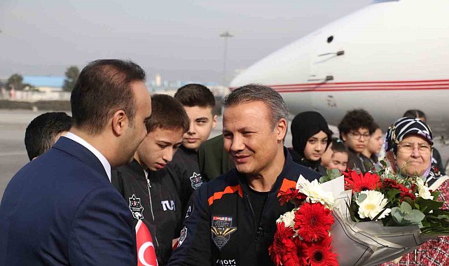 Türk Astronot Alper Gezeravcı yurda döndü