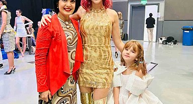 Türk modacıdan Dubai Moda Haftası'nda çıkarma