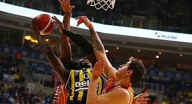 Türkiye Sigorta Basketbol Süper Ligi: Fenerbahçe: 90 - Galatasaray: 74