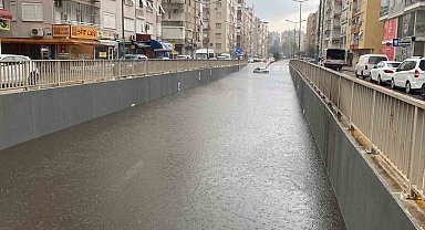 Turuncu kod uyarısının verildiği Antalya felakete uyandı