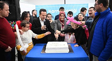 Tuzla'da özel öğrencilerin karne mutluluğu
