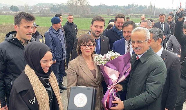 Ulaştırma ve Altyapı Bakanı Uraloğlu Kırklareli'nde