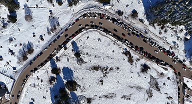 Uludağ'da adım atacak yer kalmadı