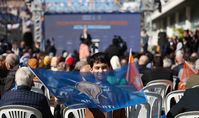 Ümraniye'de AK Parti seçim koordinasyon merkezi açıldı