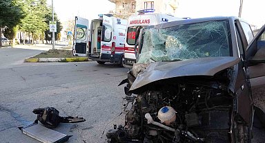 Uşak'ta meydana gelen kazada 4 kişi yaralandı
