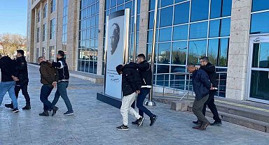 Uşak'taki uyuşturucu operasyonunda 12 kişi tutuklandı