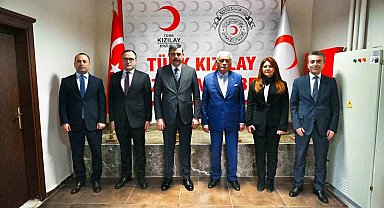 Vali Çiftçi'den Kızılay ve Yeşilay'a ziyaret