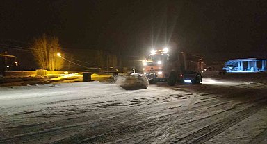 Van'da 264 yerleşim yerinin yolu ulaşıma kapandı