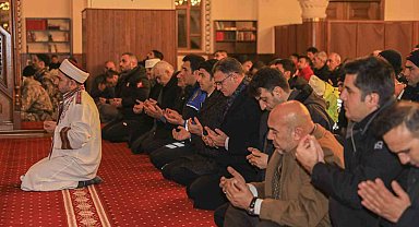 Van'da 6 Şubat depremi için anma programı düzenlendi