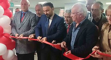 Vefat eden yakınları için hastaneye diş röntgen cihazı bağışladılar