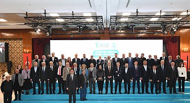 Vuslat Platformundan Balıkesir'de 'Yerelden Genele Hizmet Anlayışımız' konferansı