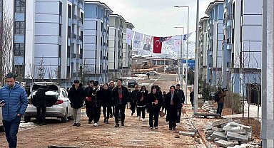 Yabancı basın kuruluşları Malatya'da deprem çalışmalarını yerinde gördü