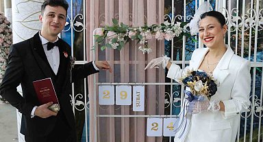 Yalovalı çift evlilik için 29 Şubat'ı seçti