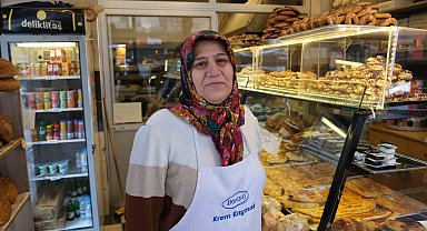 Yeterli metal para bulamayan fırıncılar, dilencilerden bozukluk istemeye başladı
