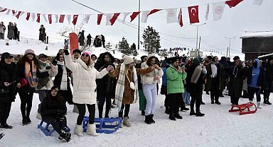 Zigana Dağında Kış Gençlik ve Spor Şenliği düzenlendi