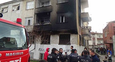 3 katlı binada çıkan yangın korkuttu