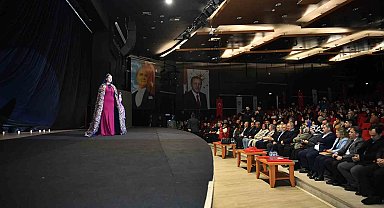 'Kahraman Türk Kadınları Defilesi yapıldı