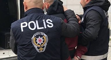 4 yıl 4 ay 40 gün hırsızlık suçuyla aranıyordu