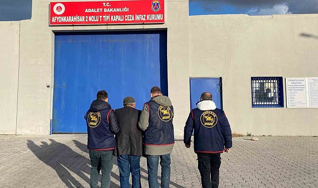 5 yıldır kaçan 74 yaşındaki cinayet şüphelisi yakalandı