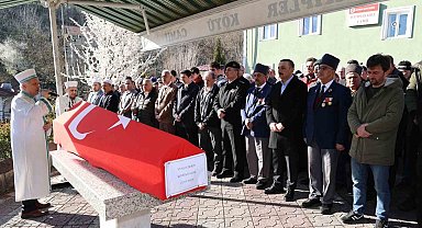 71 yaşında vefat eden Kıbrıs gazisi toprağa verildi