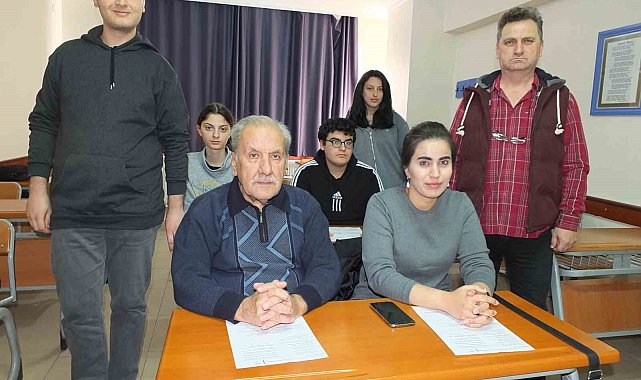 73 yaşında üniversite sınavlarına hazırlanıyor