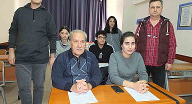 73 yaşında üniversite sınavlarına hazırlanıyor