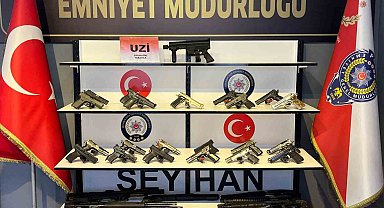 Adana'da bir haftada 43 silah 40 bin 751 uyuşturucu hap ele geçirildi