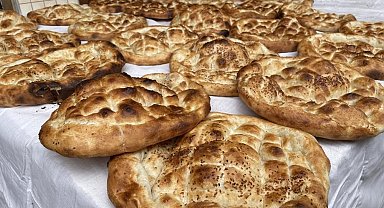 Adana'da Ramazan pidesi 16 liradan satılacak