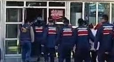 Adayında aralarında bulunduğu 4 kişi tutuklandı