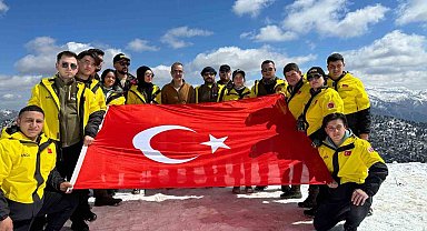 Afyonkarahisar ANDA ekibinden vefa tırmanışı
