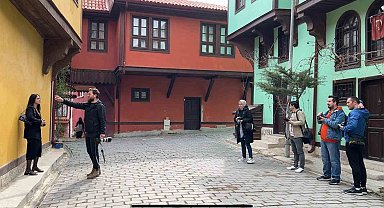 Afyonkarahisar'da fotoğraf severler işi uzmanından öğreniyor