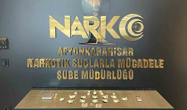 Afyonkarahisar'da torbacı operasyonu: 3 gözaltı