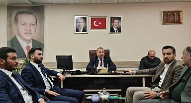 AK Parti Gençlik Kolları MKYK Üyesi Çıldır'ı Ziyaret Etti