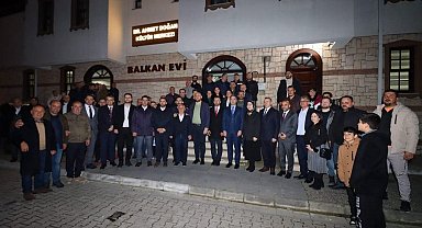 AK Parti Genel Başkan Yardımcısı Sırakaya: "Birileri sırtını YPGPYD terör örgütüne dayarken bizim sırtımızı dayadığımız yegane güç milletimiz olmuştur"