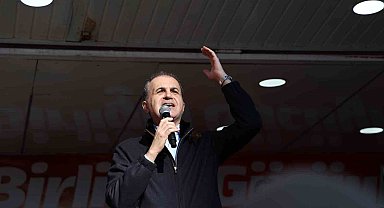 AK Parti Genel Başkan Yardımcısı ve Parti Sözcüsü Ömer Çelik, "Bunları bırakın memleket yönetmesini çay ocağı işletemezler"