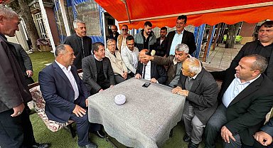 AK Parti Genel Başkan Yardımcısı Zeybekci, Gölhisar'da esnafla bir araya geldi