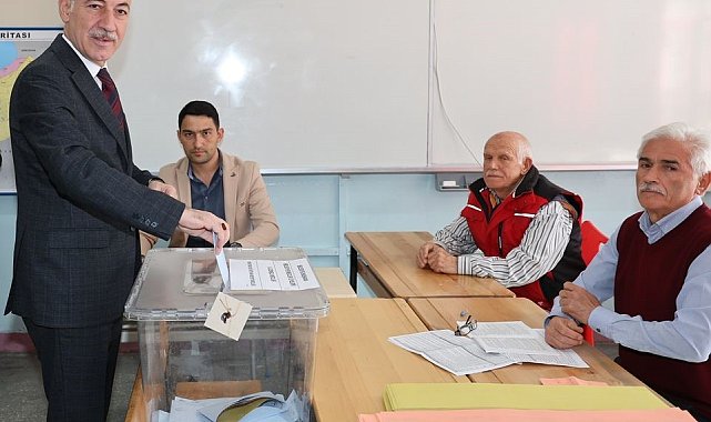 AK Parti Kırıkkale Belediye Başkan Adayı Saygılı oyunu kullandı