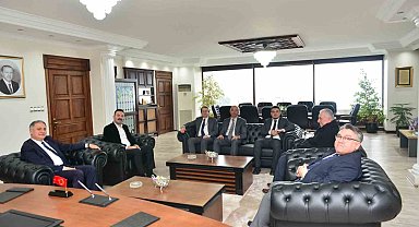 AK Parti Zonguldak Milletvekili Bozkurt'tan Rektör Özölçer'e ziyaret