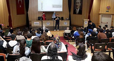 Akdeniz'de öğrencilere yönelik 'Meslek Tanıtım Günleri' programı düzenlendi