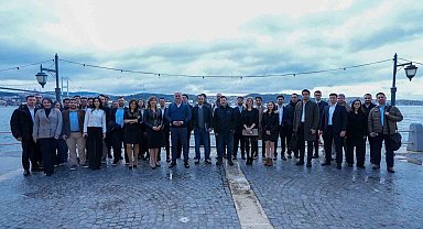 Akenerji analist ve portföy yöneticileriyle buluştu