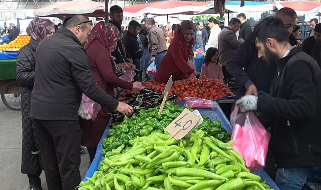 Aksaray'da Ramazan ayında semt pazarları ilgi görüyor