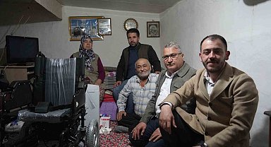 Akülü sandalyesini Başkan Çerçi teslim etti