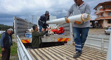 Alanya'da afetzede 51 üreticiye sera naylonu desteği