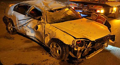 Alkolü sürücü takla attı: 2 yaralı